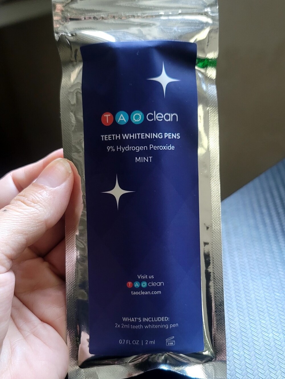 NEW Tao Clean Teeth Whitening Pens In Mint